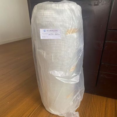 UDT فیبرگلاس یک طرفه پارچه تک پارچه 550g / M2-600mm در سفید غیر فلزی با شیشه Roving 1200 Tex برای مخزن مخزن