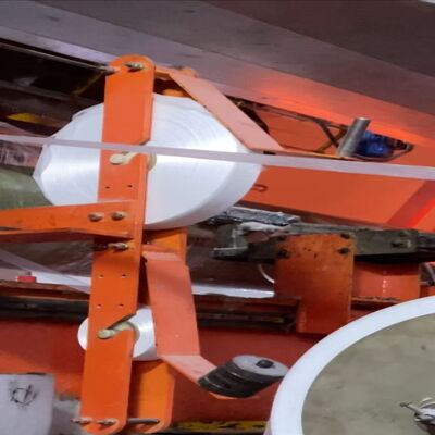 شبکه های پلی استری برای پیچ و تاب رشته های متناوب GRP با فشار بالا برای تمیز کردن هوا در طول فرآیند